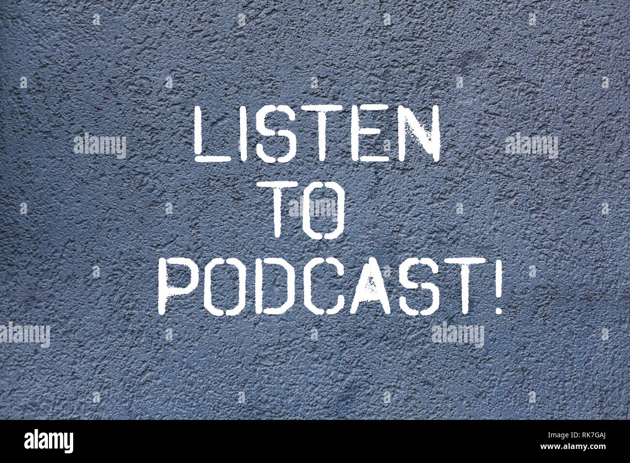 Signo De Texto Mostrando Escuchar El Podcast Foto Conceptual