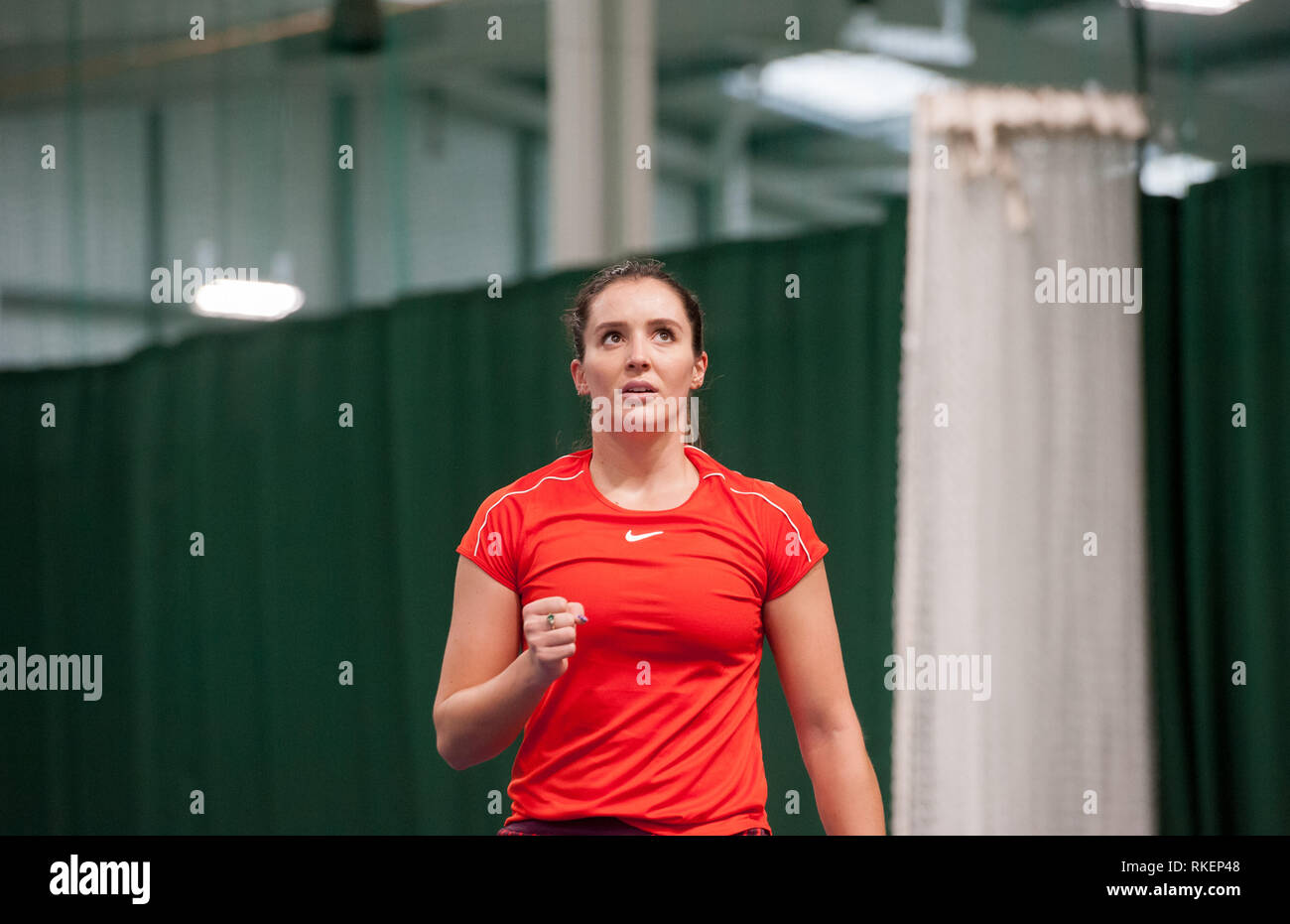 Shrewsbury, Shropshire, RU . El 11 de febrero, 2019. Laura Robson (en la foto) recibió un comodín para característica en las eliminatorias de los $60,000 en el caso de la Shrewsbury Club el lunes 11 de febrero de 2019. Playng Jessica PIERI desde Italia Crédito: Richard Dawson/Alamy Live News Foto de stock