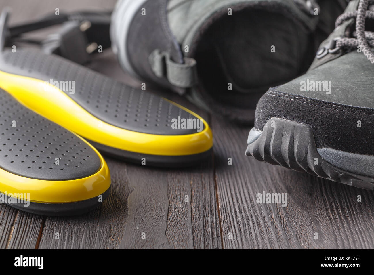 Ultravioleta Secador eléctrico de zapatos y calzado de invierno Fotografía  de stock - Alamy