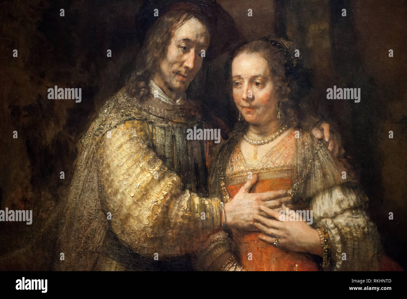 Detalle de Rembrandt van Rijn retrato de Isaac y Rebecca desde el Antiguo Testamento (La novia judía), circa 1665-1669 - exposición de Rembrandt tardía Foto de stock