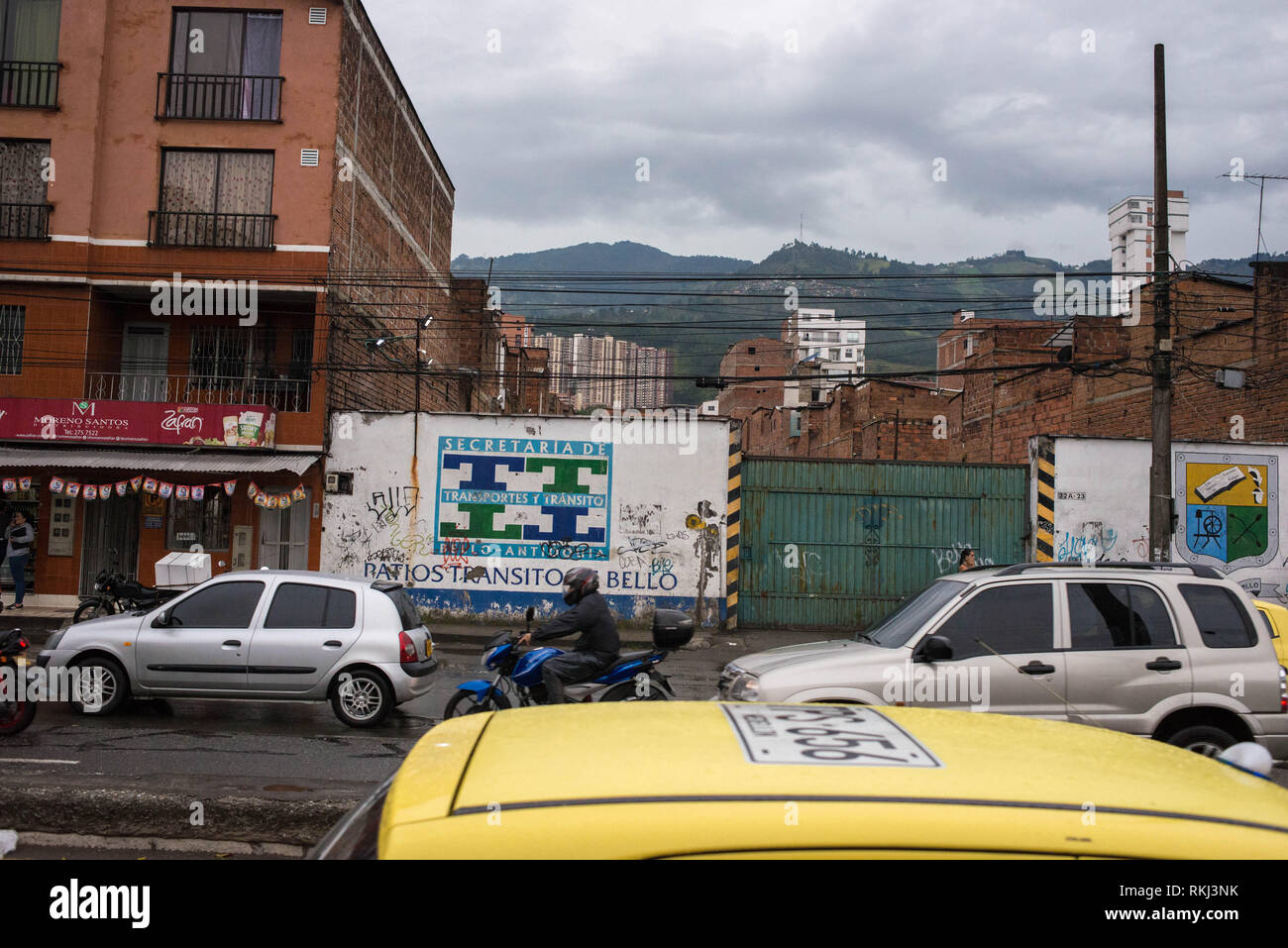 Bello, Departamento de Antioquia, Colombia: paisaje urbano. Foto de stock