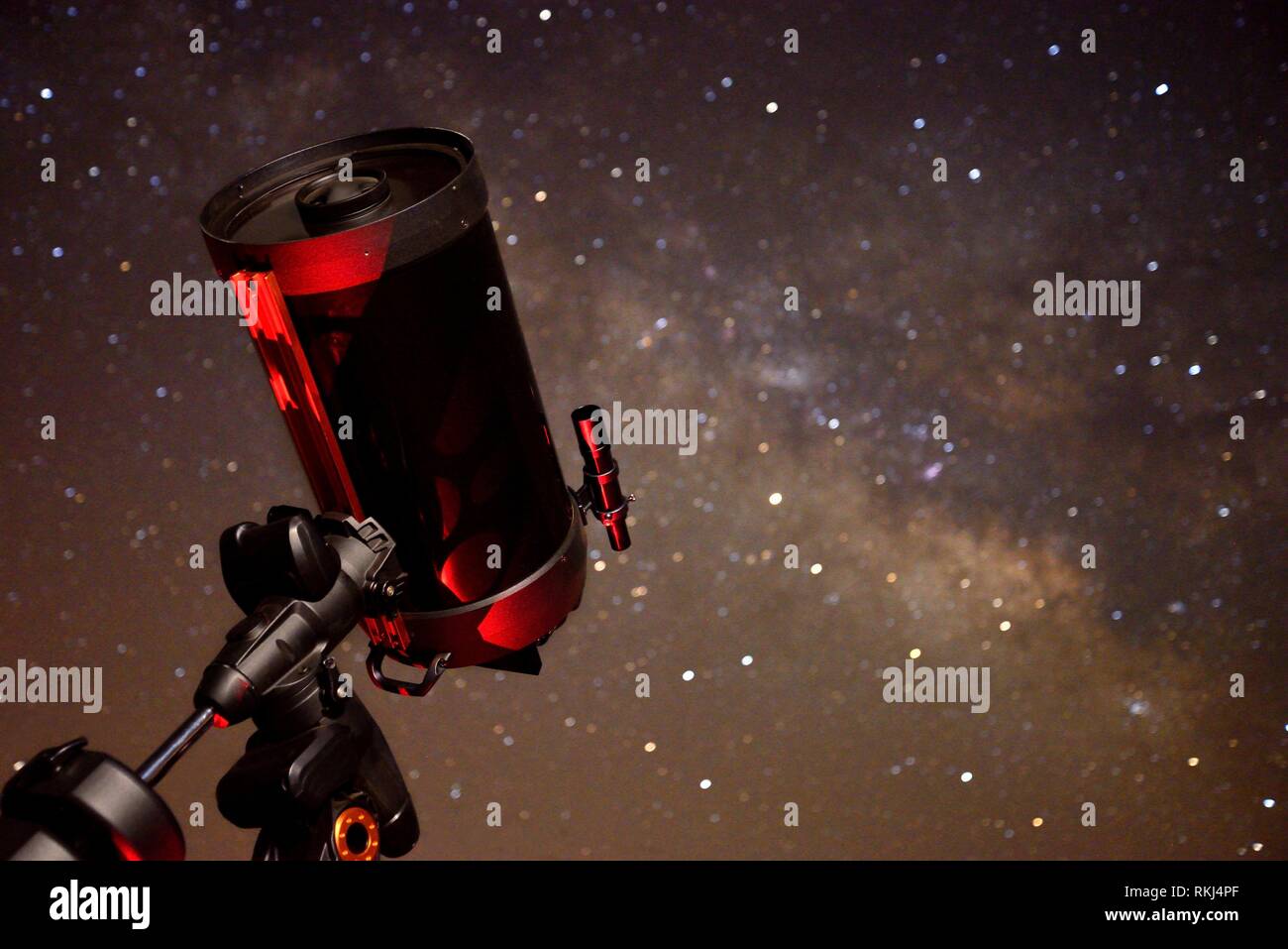 Smith telescopio Cassegrain preparado para una observación Fotografía de  stock - Alamy