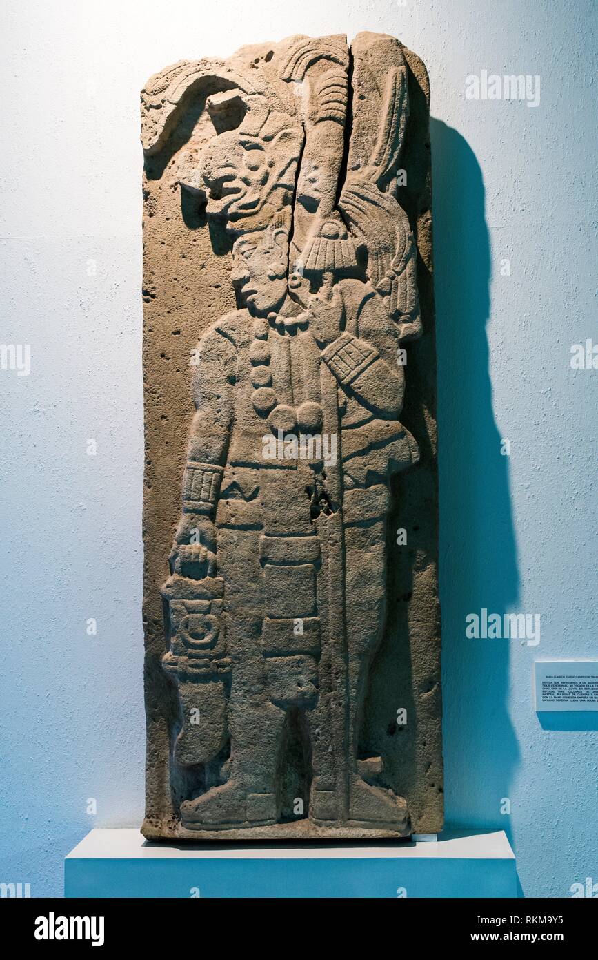 El arte maya del período clásico tardío en Campeche, Yucatán, en el Museo Rufino Tamayo de Arte Prehispánico en la ciudad de Oaxaca, México. Foto de stock