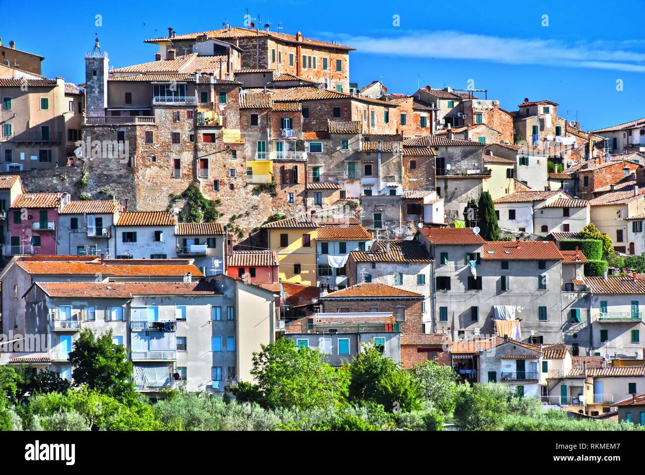 Ciudad de Chianciano Terme, en la provincia de Siena, en la Toscana, Italia  Fotografía de stock - Alamy