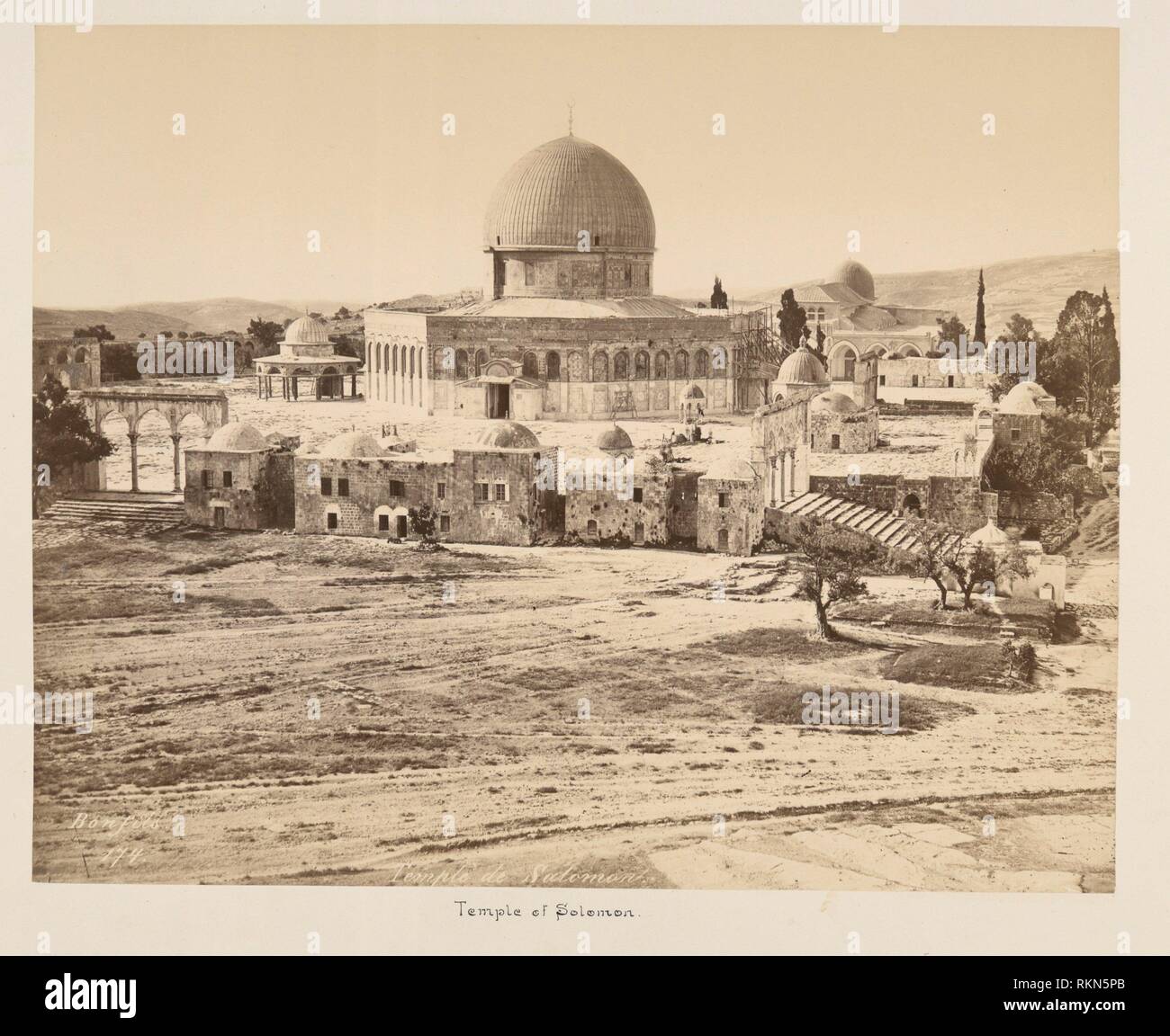 174 El Templo de Salomon. Bonfils, Félix (1831-1885) (Fotógrafo). Palestina  y Siria. Fecha de creación: 187-188-. Monte del Templo de Jerusalén  (Jerusalén Fotografía de stock - Alamy