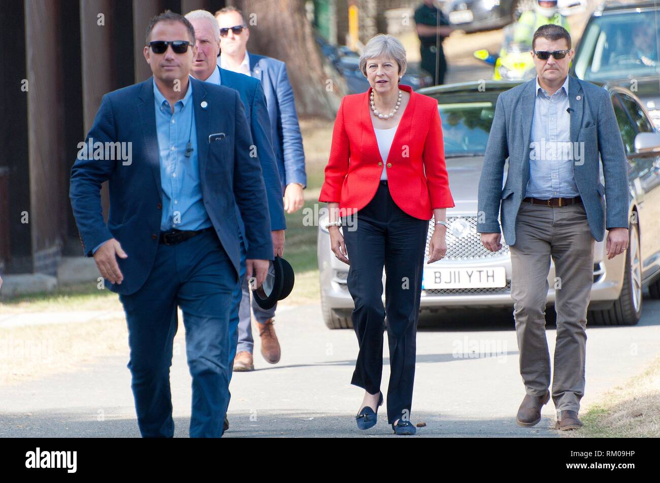 El Primer Ministro del Reino Unido Teresa mayo llega a la Royal Welsh Show agrícola el 26 de julio de 2018 en Llanelwedd, Powys, Gales, Reino Unido. Foto de stock