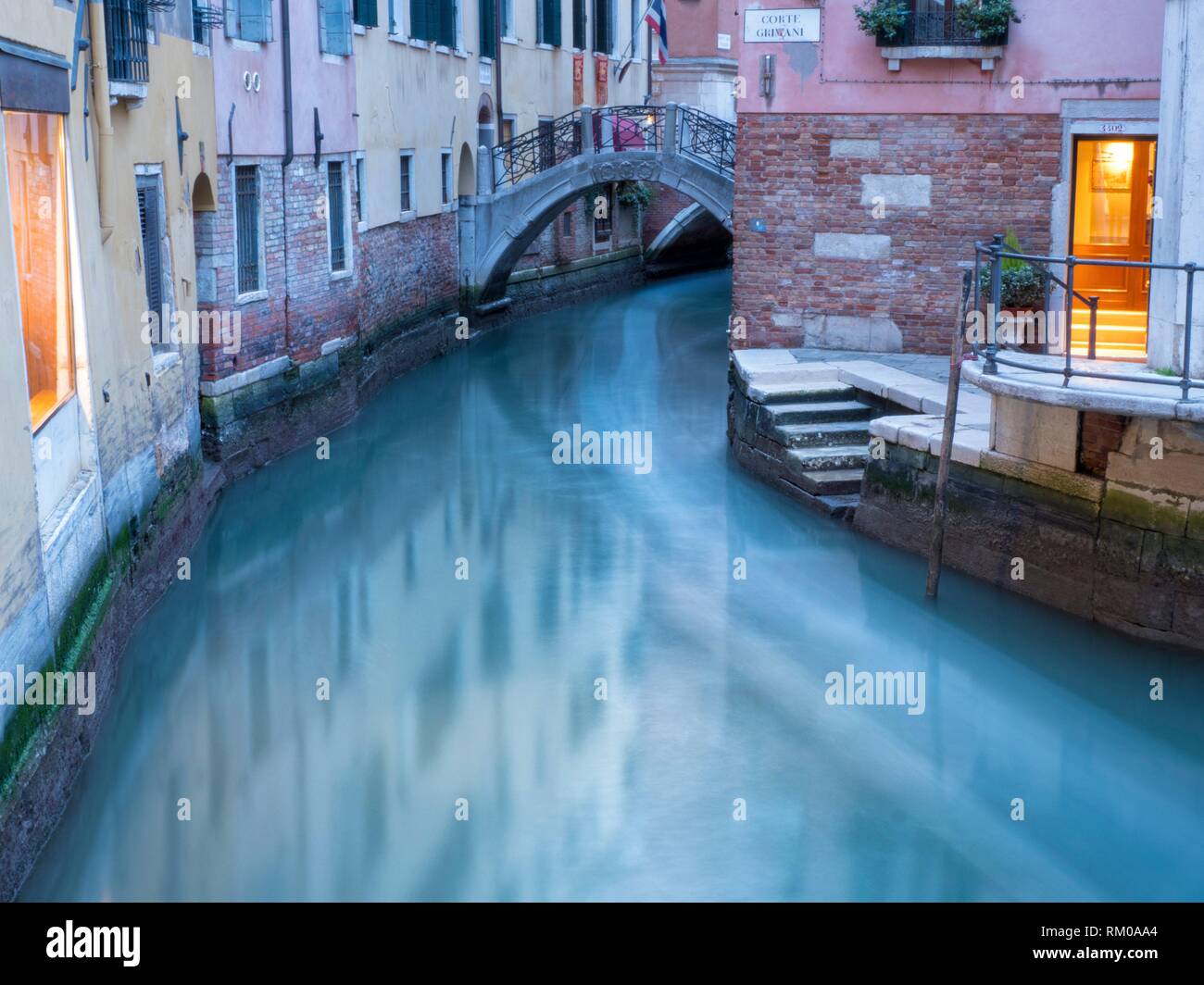 Canal de Venecia, Italia. Foto de stock
