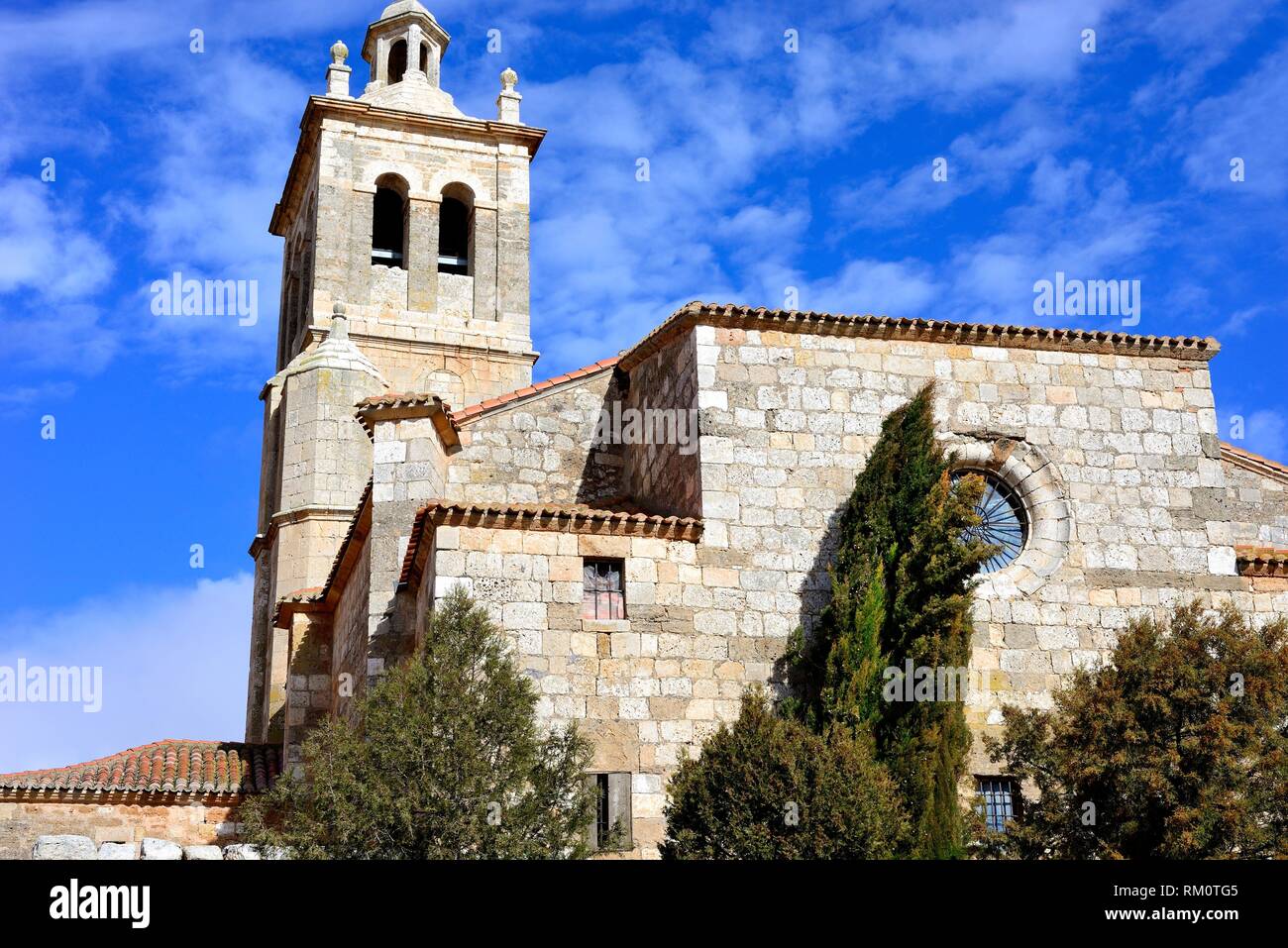 Foto de Iglesia San Miguel Arcángel en Tordómar, Burgos