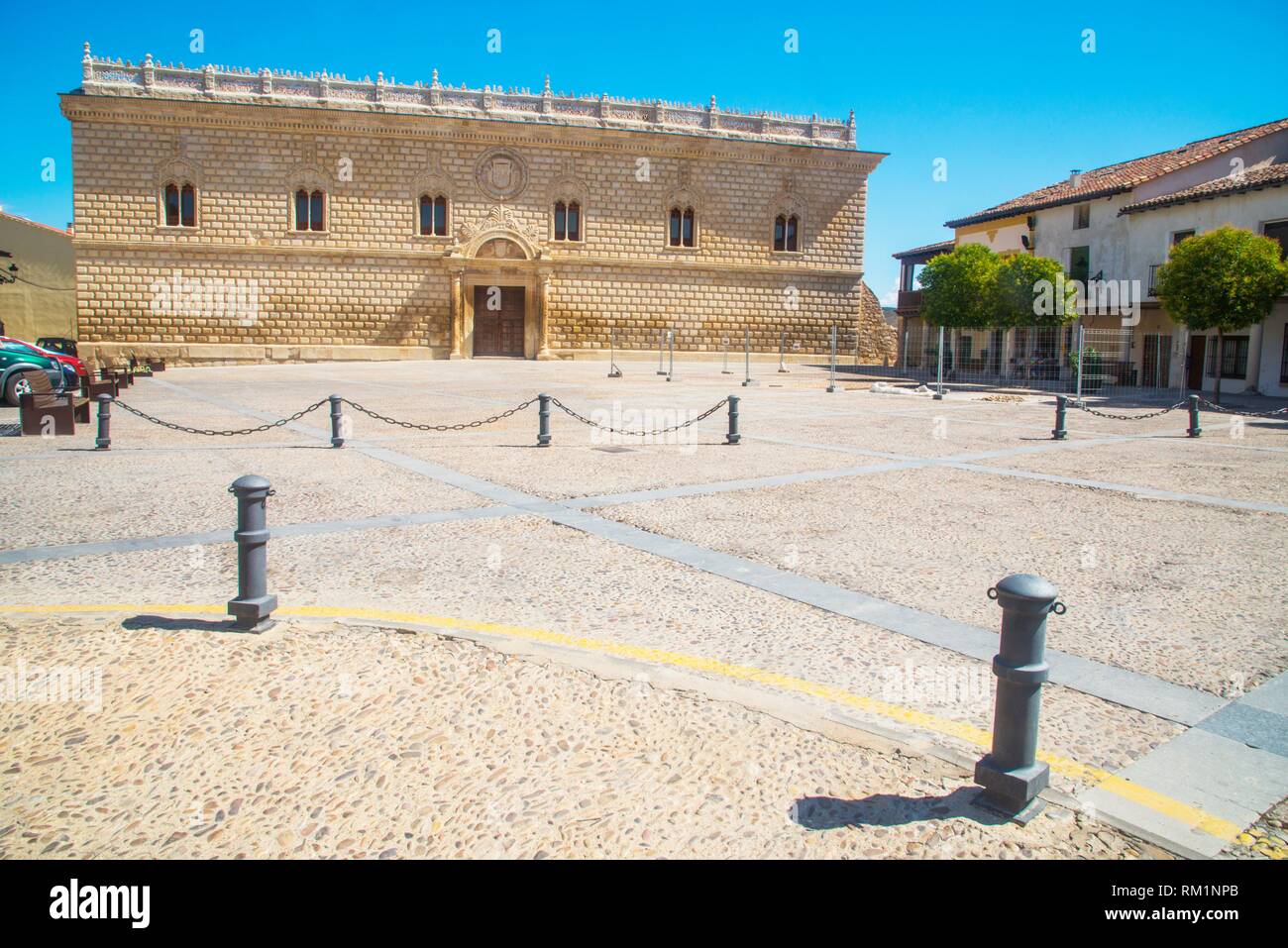 Foto de Plaza Mayor en Cogolludo, Guadalajara