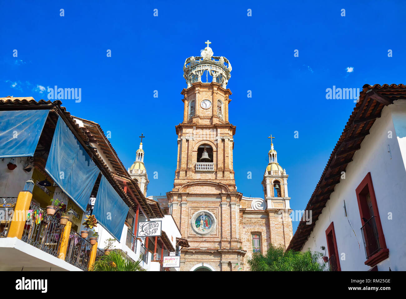 México, Puerto Vallarta. Interior de la Iglesia de Nuestra Señora de  Guadalupe, Puerto Vallarta, México Fotografía de stock - Alamy
