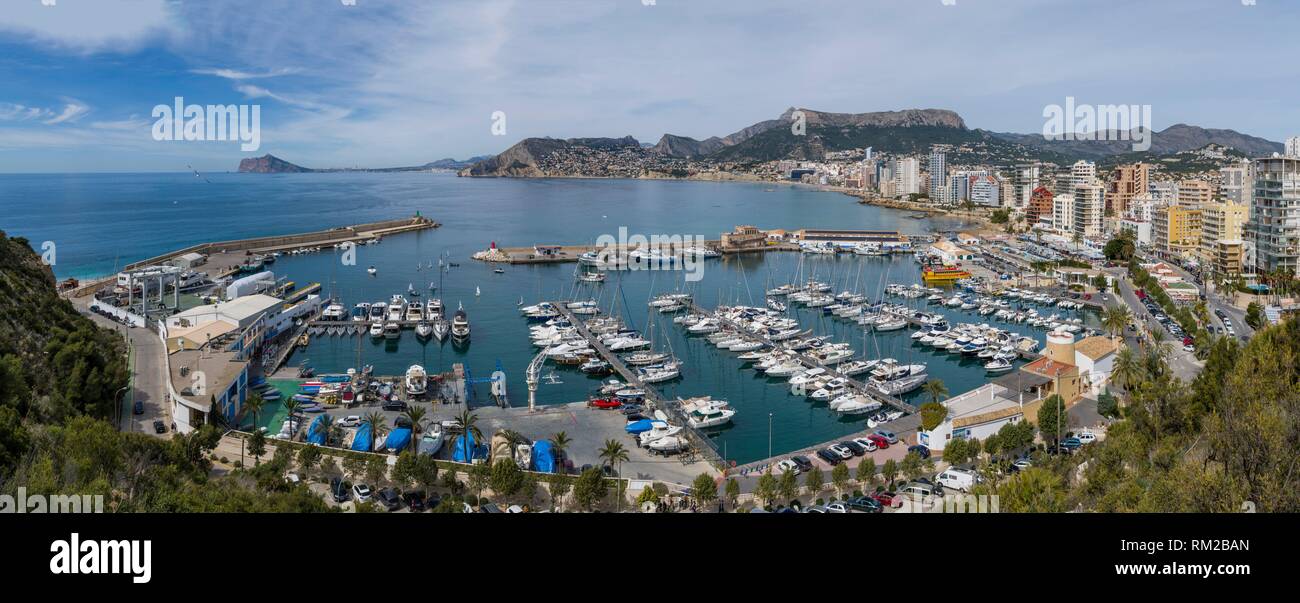 Puerto de Calpe desde el Peñón de Ifach. La provincia de Alicante,  Comunidad Valenciana, España Fotografía de stock - Alamy