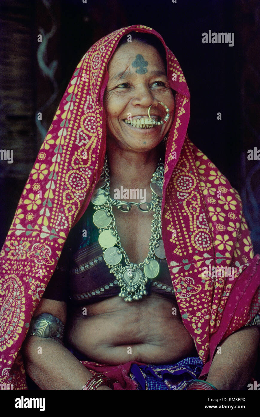 Mujer tribal, Dang, Gujarat, India, Asia Foto de stock