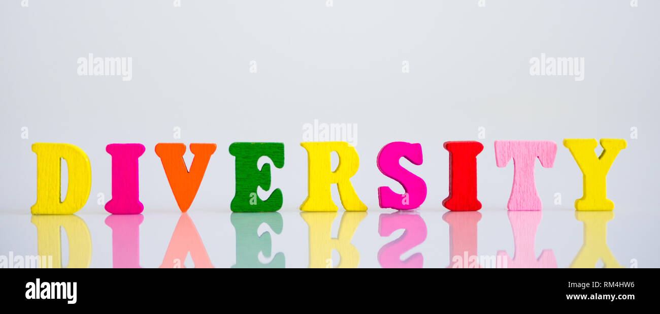 Concepto de diversidad colorida texto Foto de stock