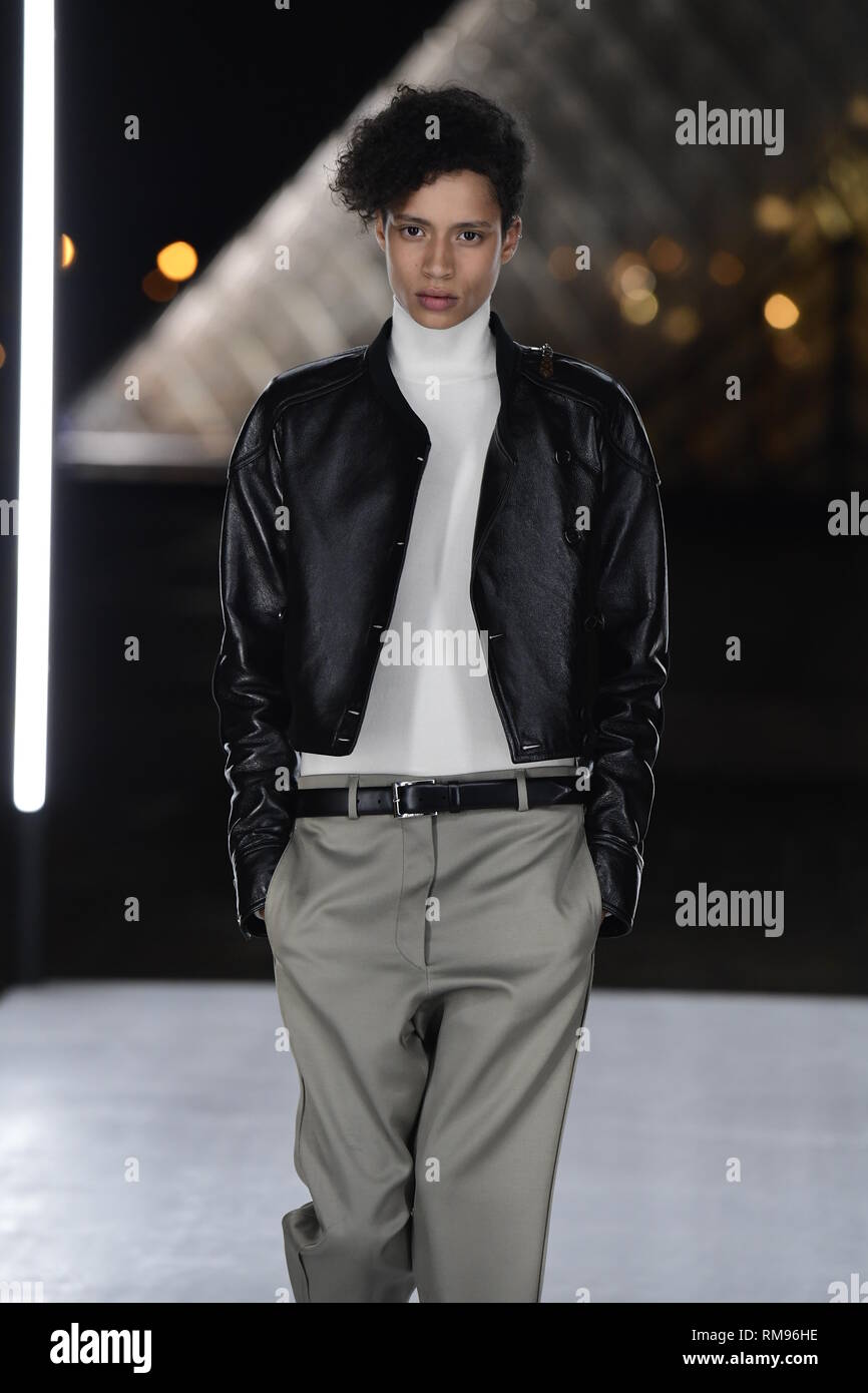 En la Copa Louis Vuitton, Semana de la moda de París Hombres 2017-2018, el  Palais Royal, París, Francia Fotografía de stock - Alamy