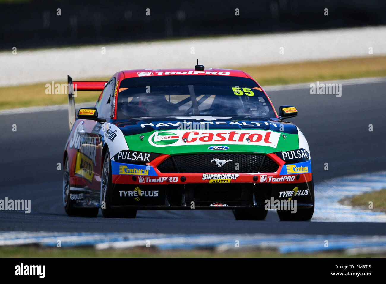 Phillip Island, Victoria, Australia. 14 Feb, 2019. Super Cars prueba  australiana día; Chaz Mostert impulsa la Tickford racing Ford Mustang  durante el 2019 Supercars test día Crédito: Además de los deportes de