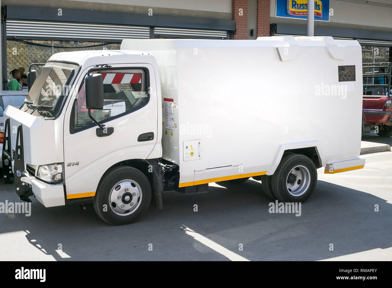 Johannesburgo, Sudáfrica, 4 de septiembre, 2018: el efectivo en tránsito van. Van de alta seguridad utilizados para el transporte de dinero en efectivo. Foto de stock