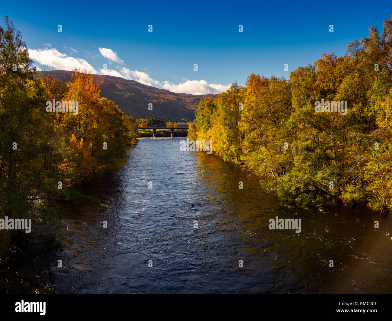 El río Tummel, Perthshire, Escocia, Foto de stock