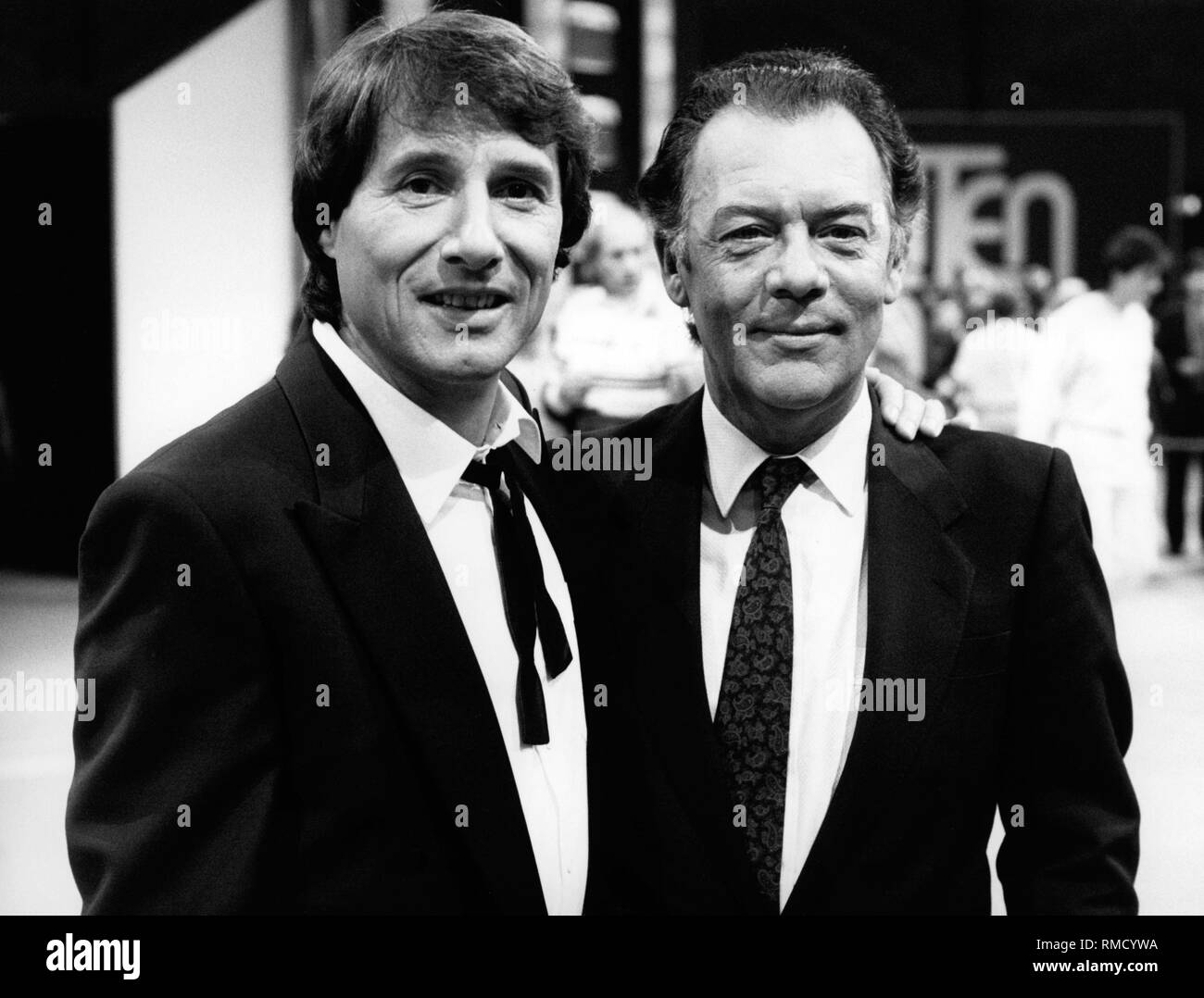 El cantante austriaco Udo Juergens Klausjuergen Wussow con actor de televisión en un programa de televisión por Frank Elstner. Foto de stock