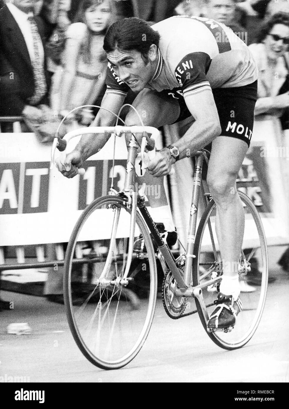 Eddy Merckx, un ciclista belga, justo antes de la final en el "Giro  d'Italia Fotografía de stock - Alamy