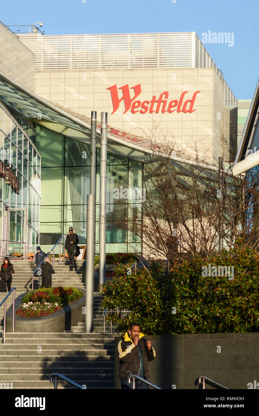 Westfield London - un centro comercial en la ciudad blanca en el distrito londinense de Hammersmith y Fulham, Londres, Reino Unido. Foto de stock