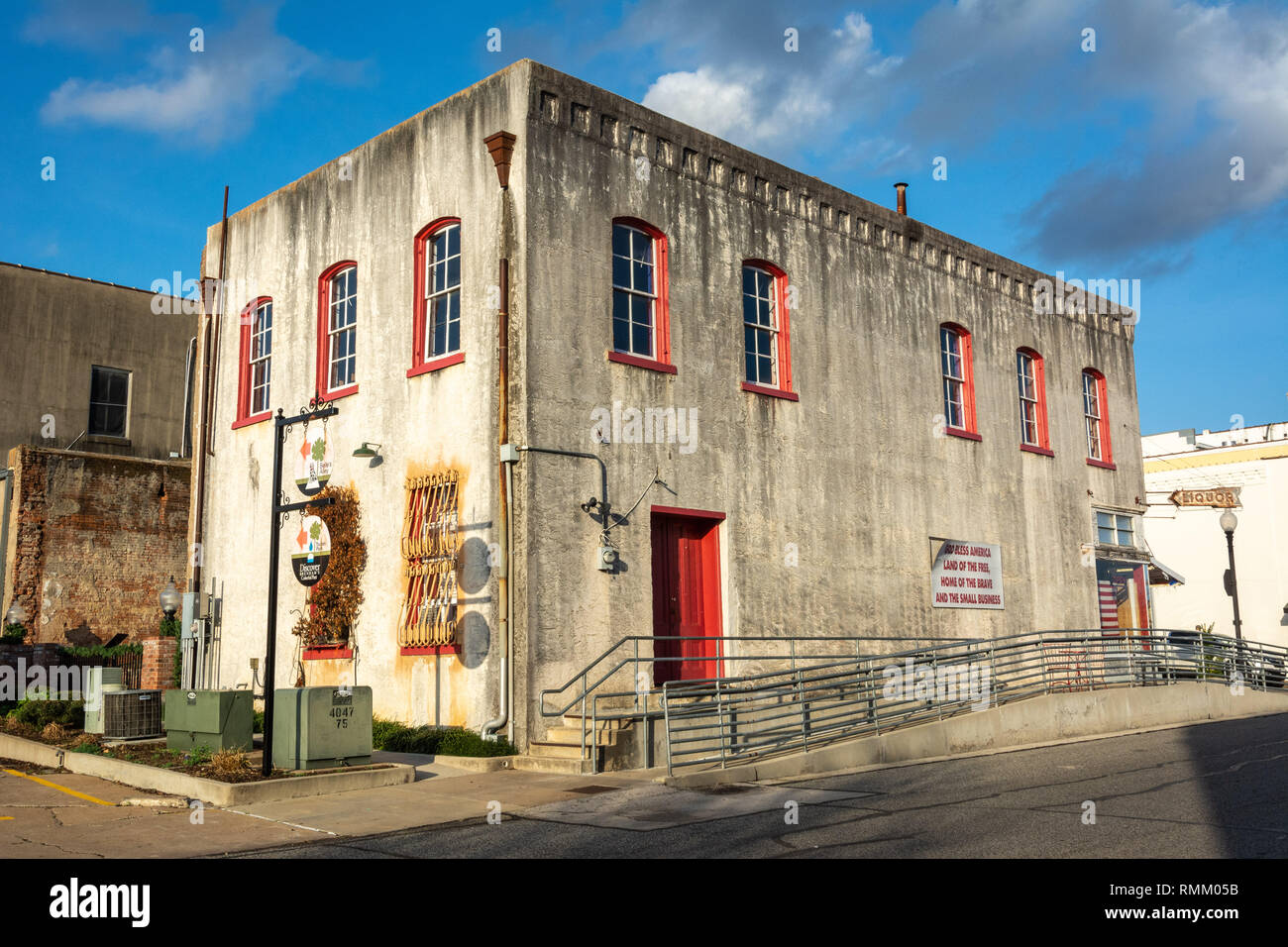 En Brenham, Texas, Estados Unidos de América - 27 de diciembre de 2016. Edificio histórico en Brenham, Texas. Foto de stock