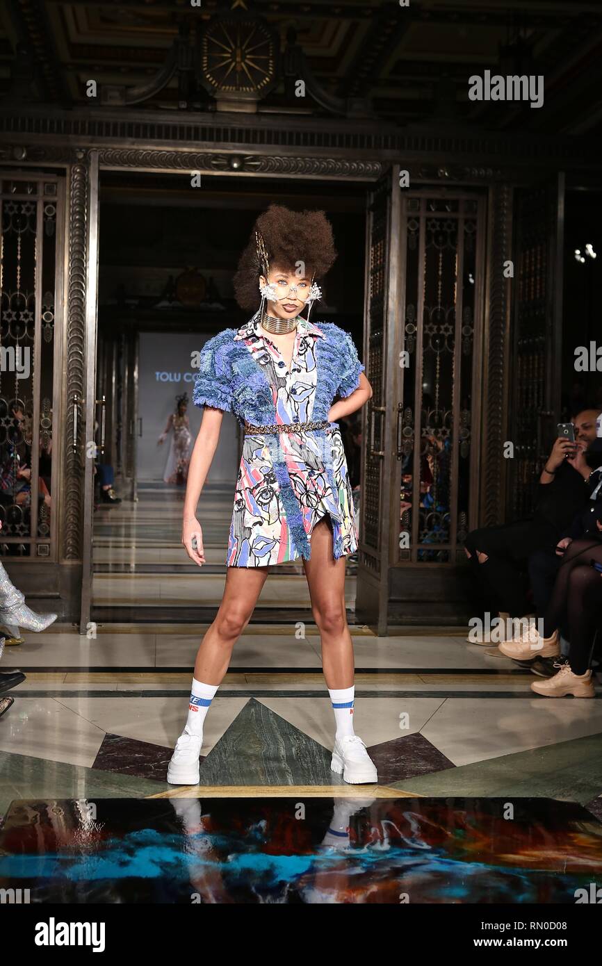 Moda Scout febrero 2019 La Semana de la Moda de Londres Fotografía de stock  - Alamy