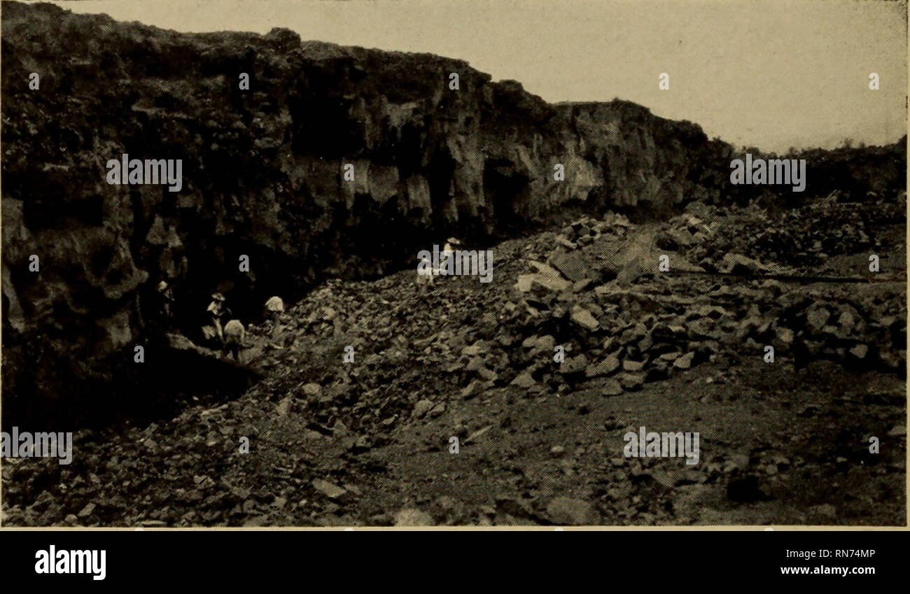 Antiguo flujo de lava fotografías e imágenes de alta resolución - Página 9  - Alamy