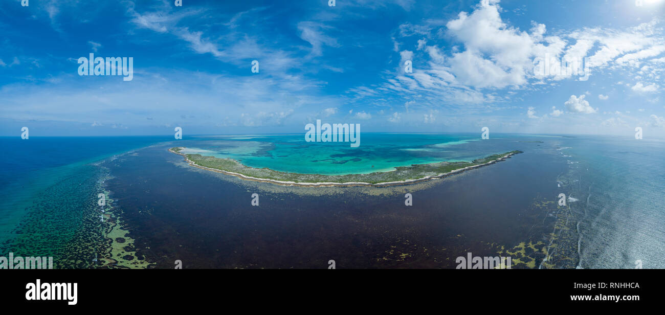 El atolón de Cosmoledo panorama Foto de stock