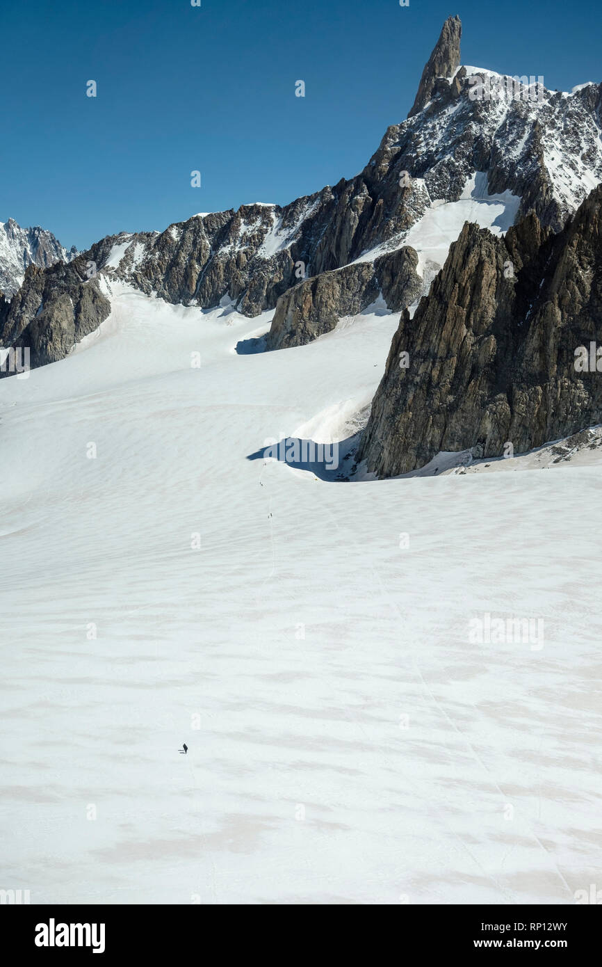 Vista panorámica del glaciar del Mont Blanc Foto de stock