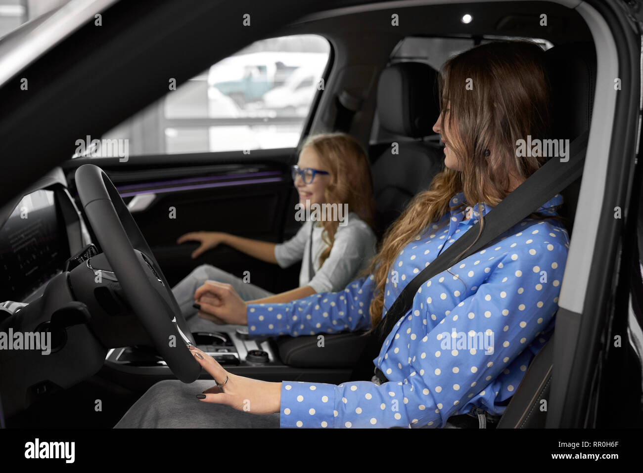 Vehículo de conductores fotografías e imágenes de alta resolución - Alamy