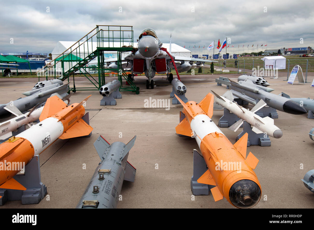 Exposición de armas de combate de multi-propósito MIG-35 fighter en MAKS 2011, Zhukovsky, Rusia Foto de stock