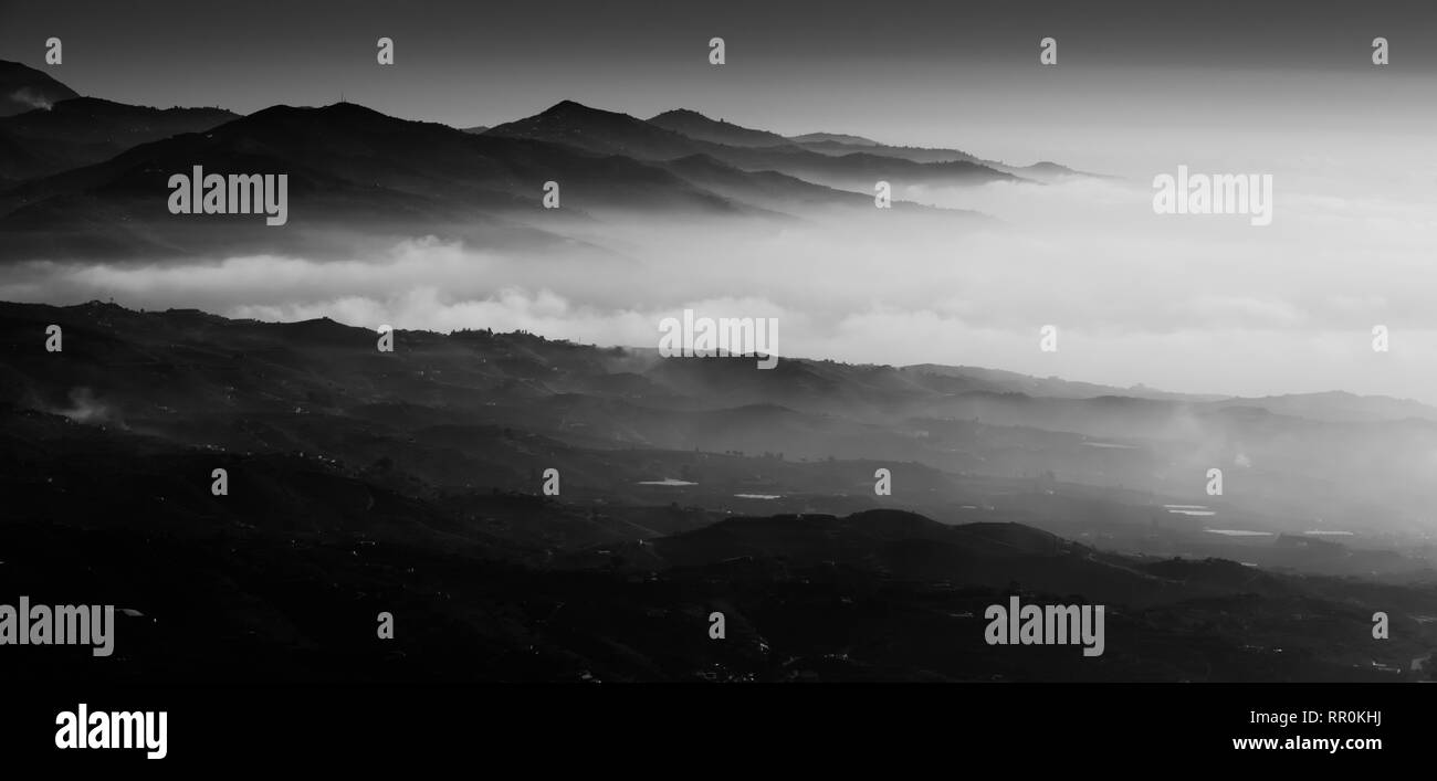 Fine Art en blanco y negro imágenes de paisaje de la comarca de la Axarquía, Málaga, Andalucía, España Foto de stock