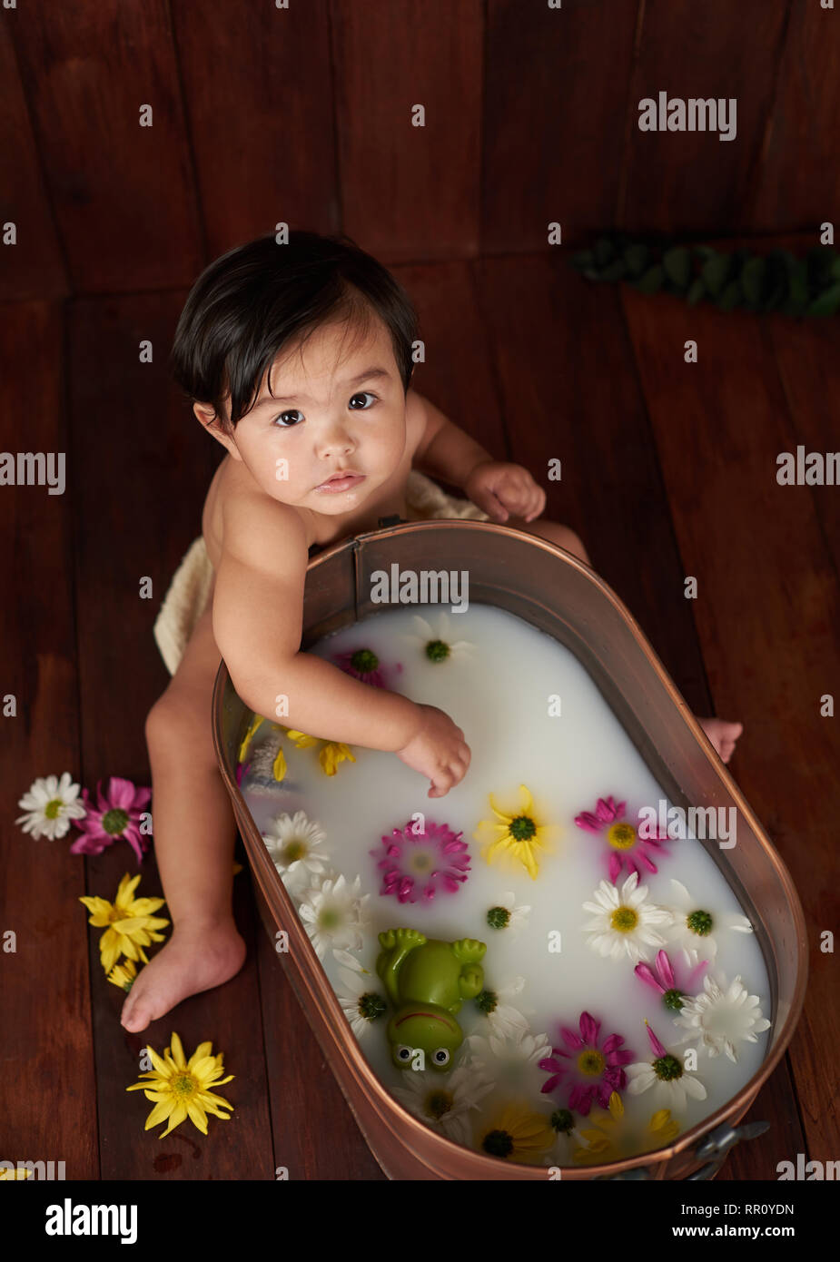 Baño de leche fotografías e imágenes de alta resolución - Alamy