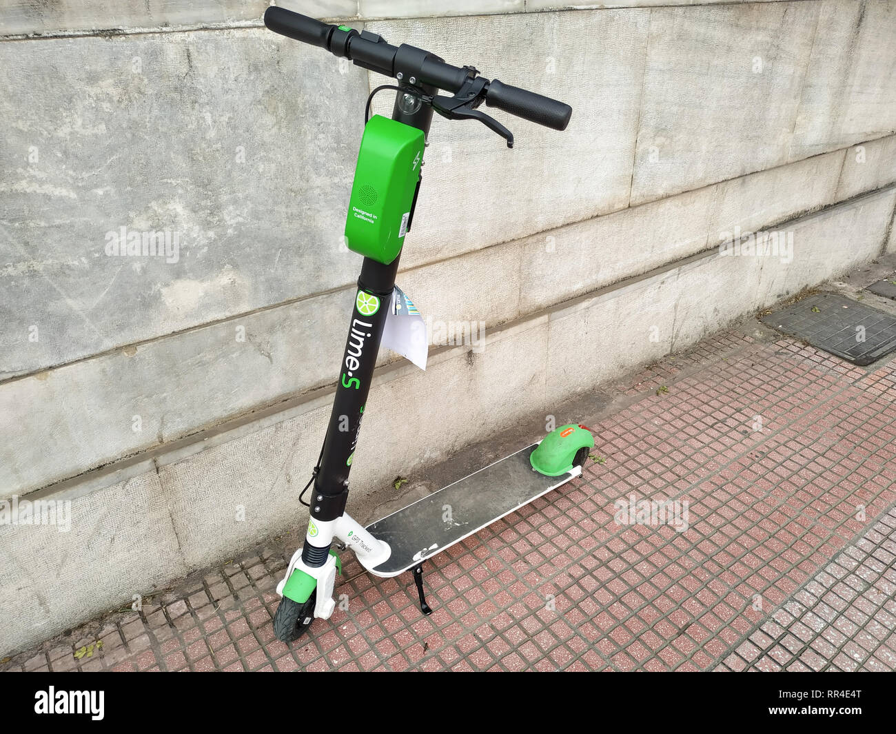 Lime s scooter fotografías e imágenes de alta resolución - Alamy