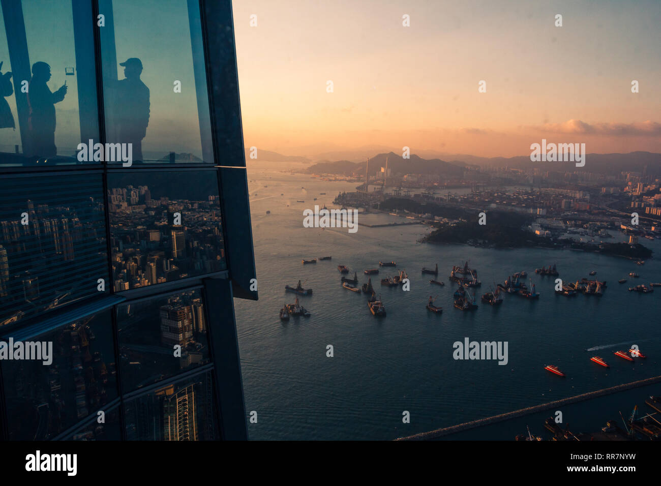 Tallest building in hong kong fotografías e imágenes de alta resolución