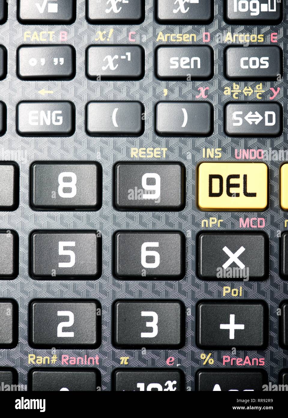 Cerca de los botones de una calculadora científica Fotografía de stock -  Alamy