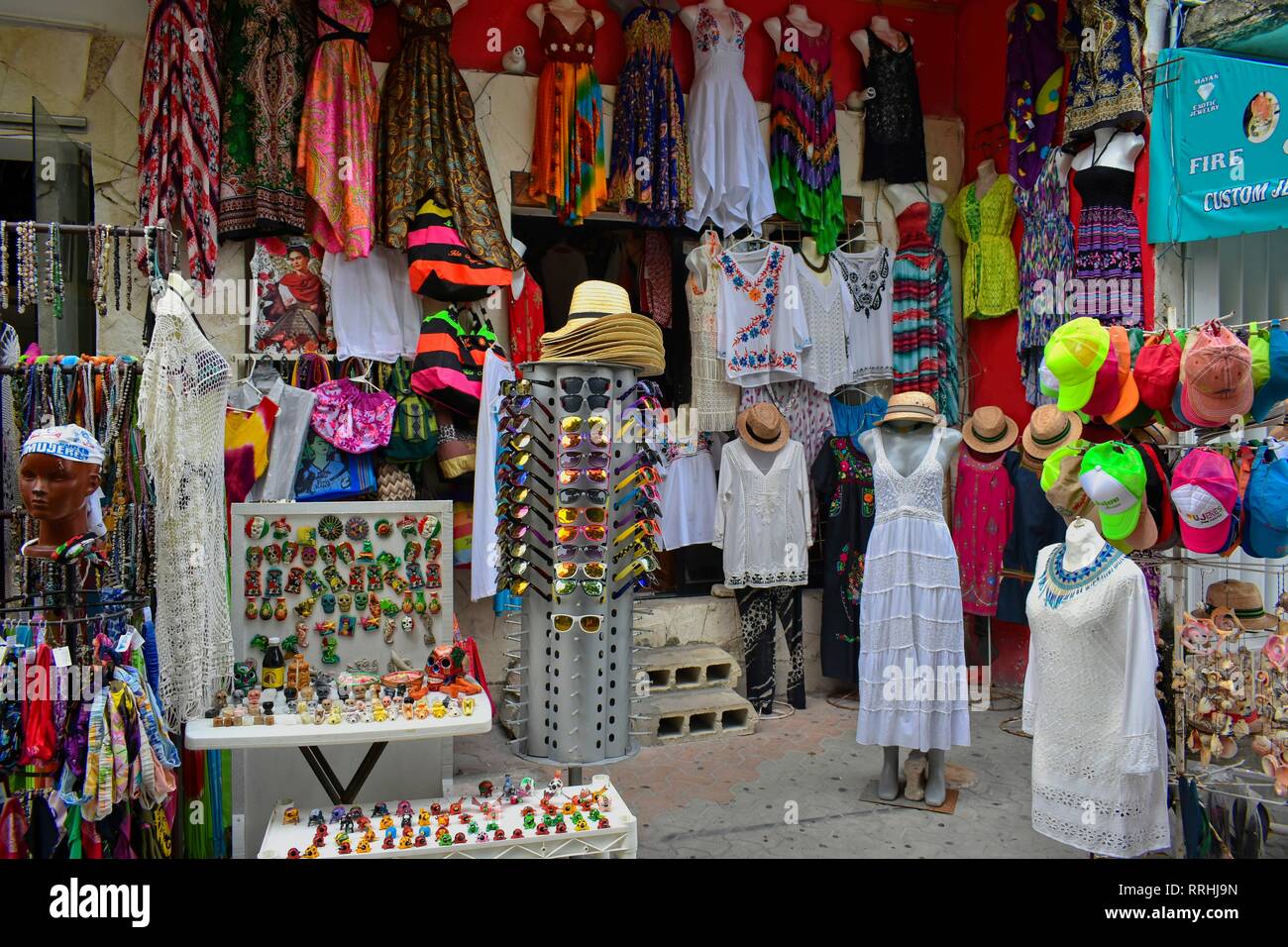 Cancun souvenir mexico fotografías e imágenes de alta resolución - Alamy