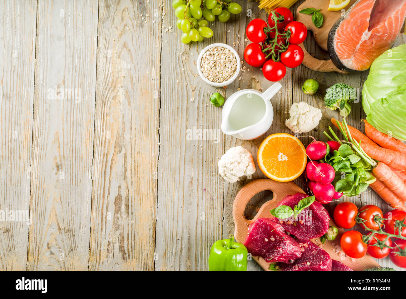 Dieta dieta Flexitarian, con verduras frescas, carne cruda y pescado