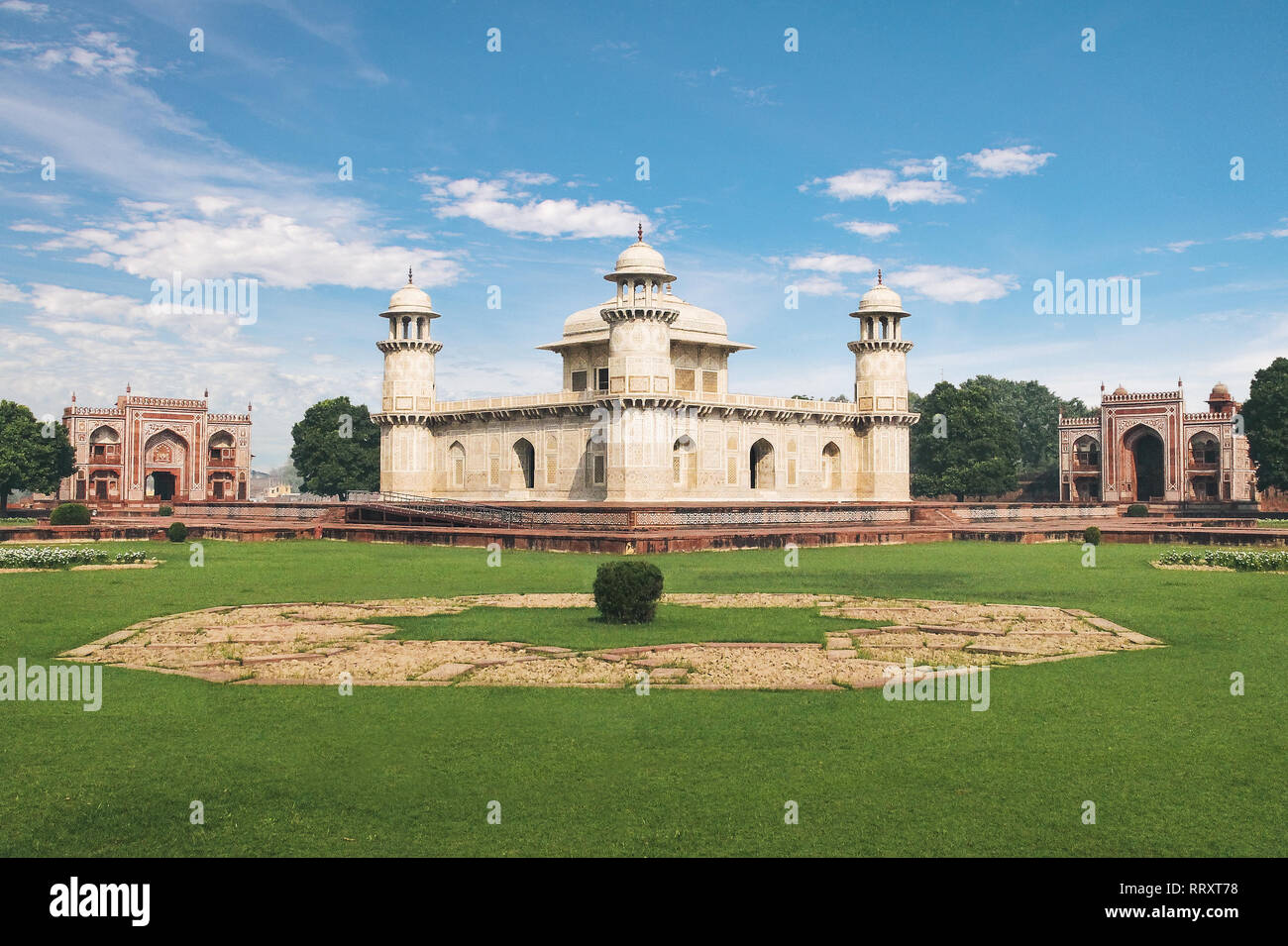 La Tumba de Itmad-Ud-Daulah (Baby Taj) - Agra, India Foto de stock