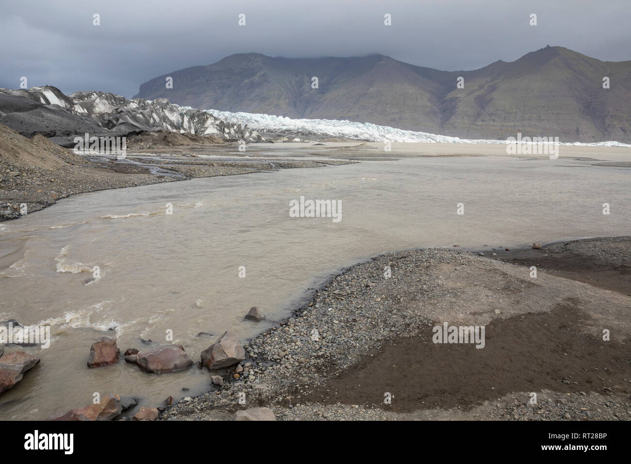 Gletscherzunge Getscherfluß Gletscher,,,, Skaftafellsjökull Gletscherfluss, Parque Nacional Skaftafell, Vatnajökull-Nationalpark, Isla Südosten Foto de stock