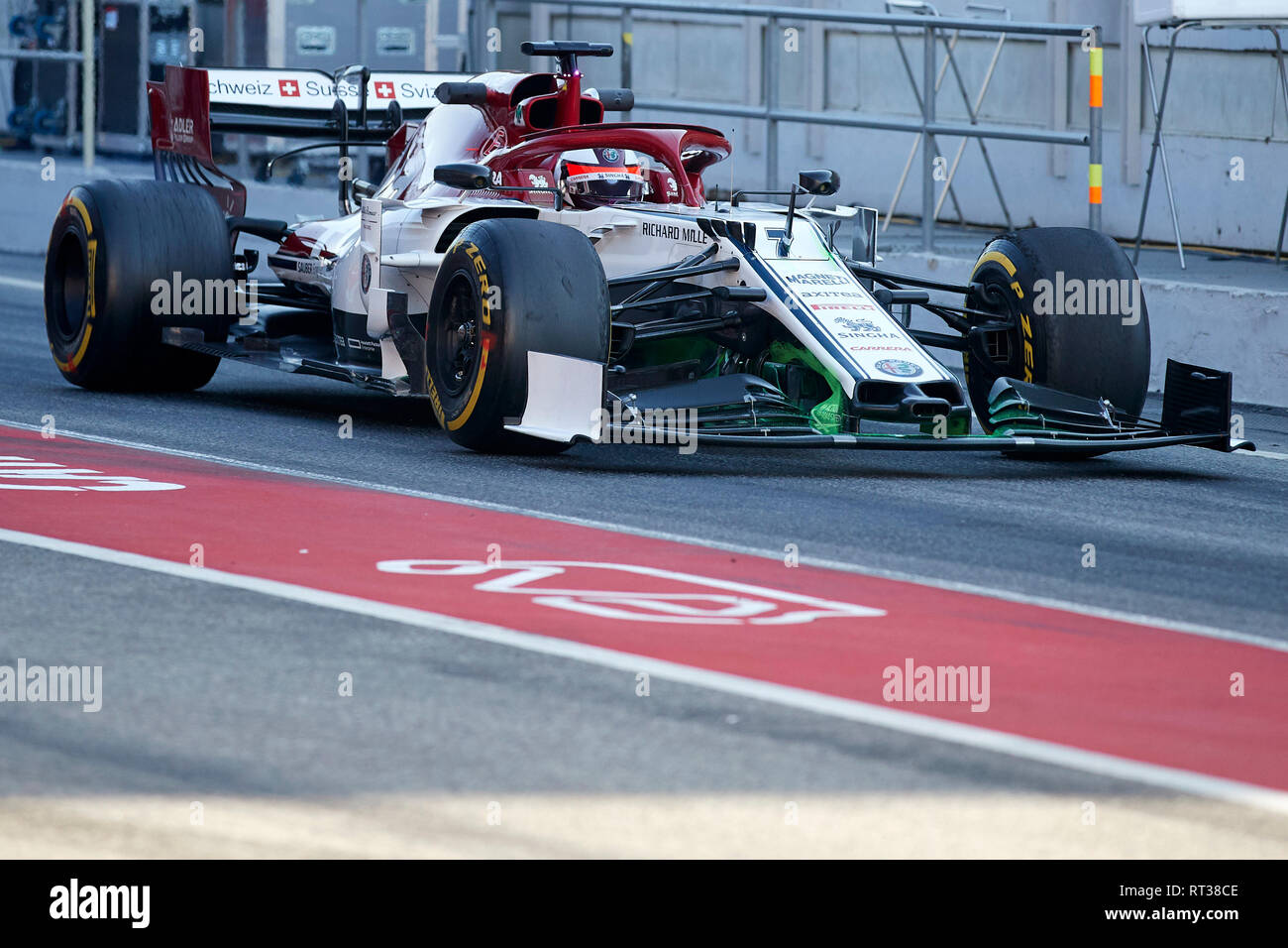 Kimi Raikkonen (Alfa Romeo Sauber F1) C38 coche, visto en acción durante el invierno días de pruebas en el Circuit de Catalunya en Montmelo (Cataluña). Foto de stock