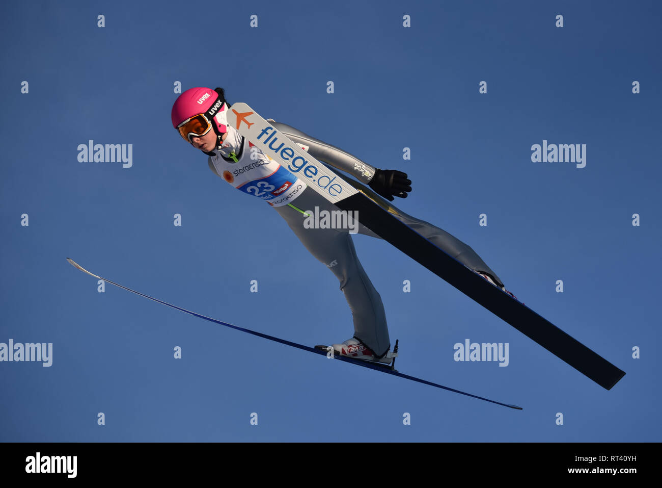 Entrenamiento de salto fotografías e imágenes de alta resolución - Alamy