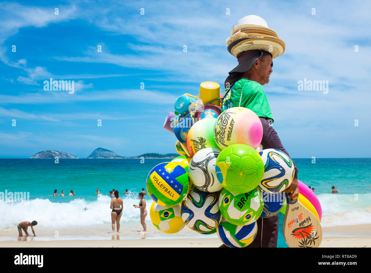 Brazilian hats fotografías e imágenes de alta resolución - Alamy