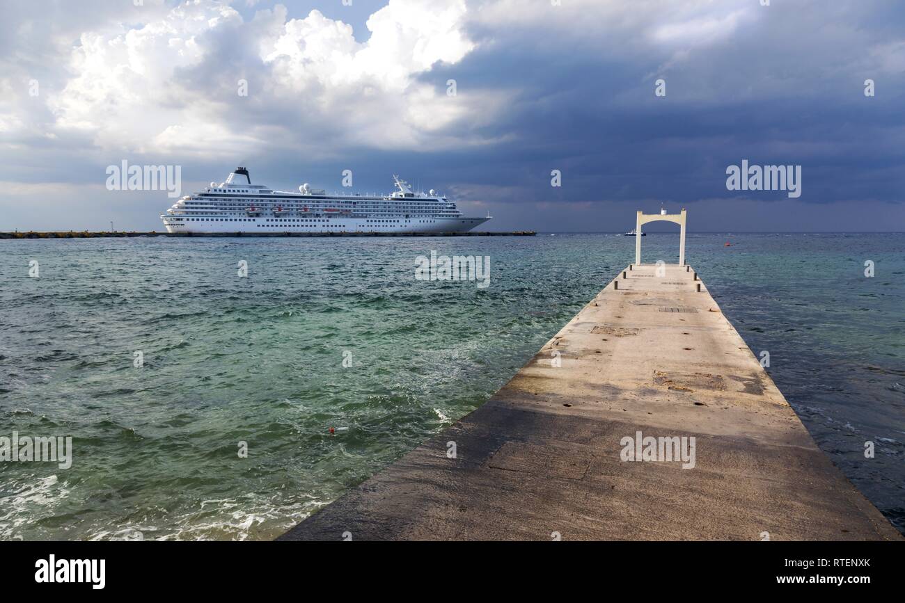 Muelle de cruceros cozumel mexico fotografías e imágenes de alta resolución  - Alamy