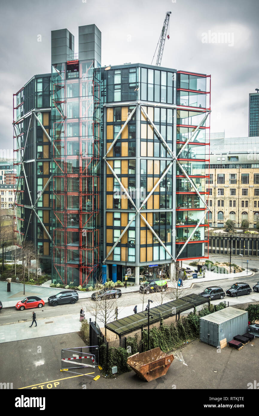 El Neo Bankside apartamentos como se ve desde la Casa del interruptor, Tate  Modern, London, UK Fotografía de stock - Alamy
