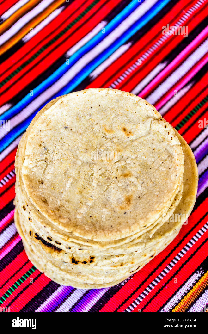 Pila de artesanales tradicionales tortillas de maíz de Guatemala un