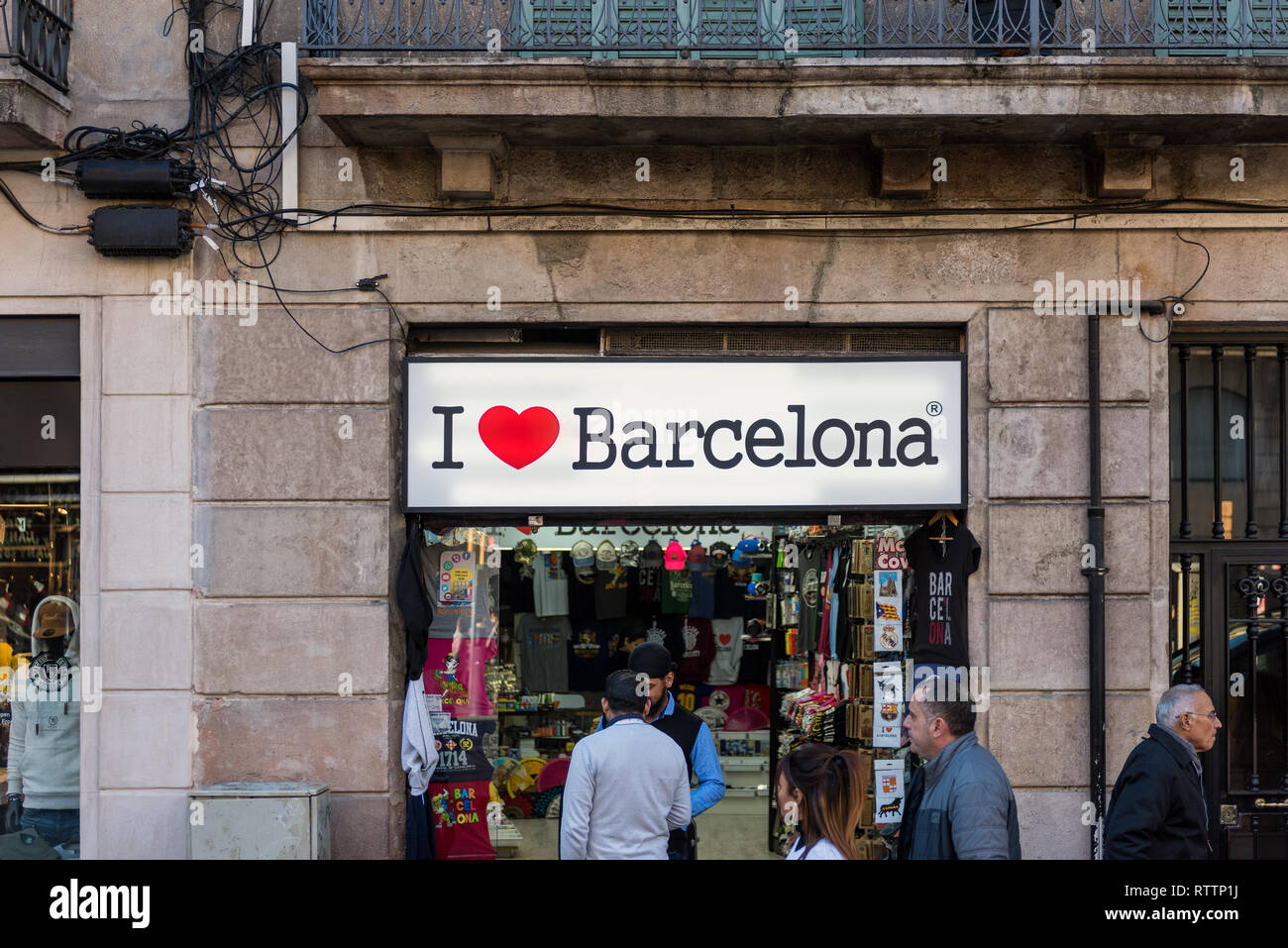 Tienda tienda compras barcelona fotografías e imágenes de alta resolución -  Alamy