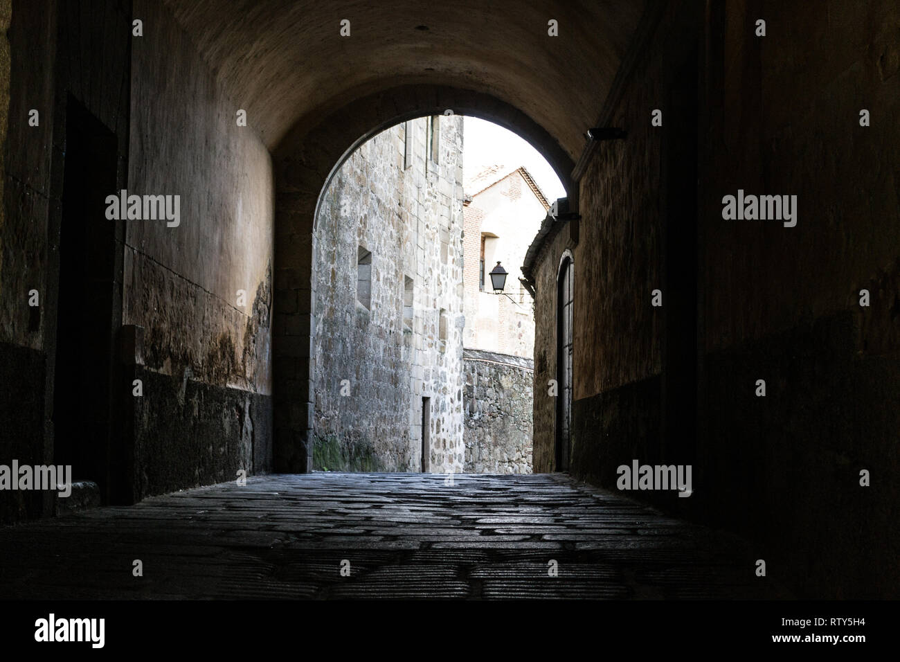 Convento de santo domingo de plasencia fotografías e imágenes de alta