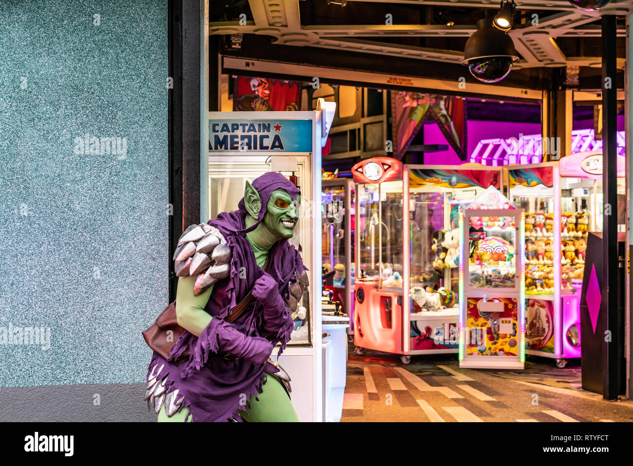 Duende verde norman osborn fotografías e imágenes de alta resolución