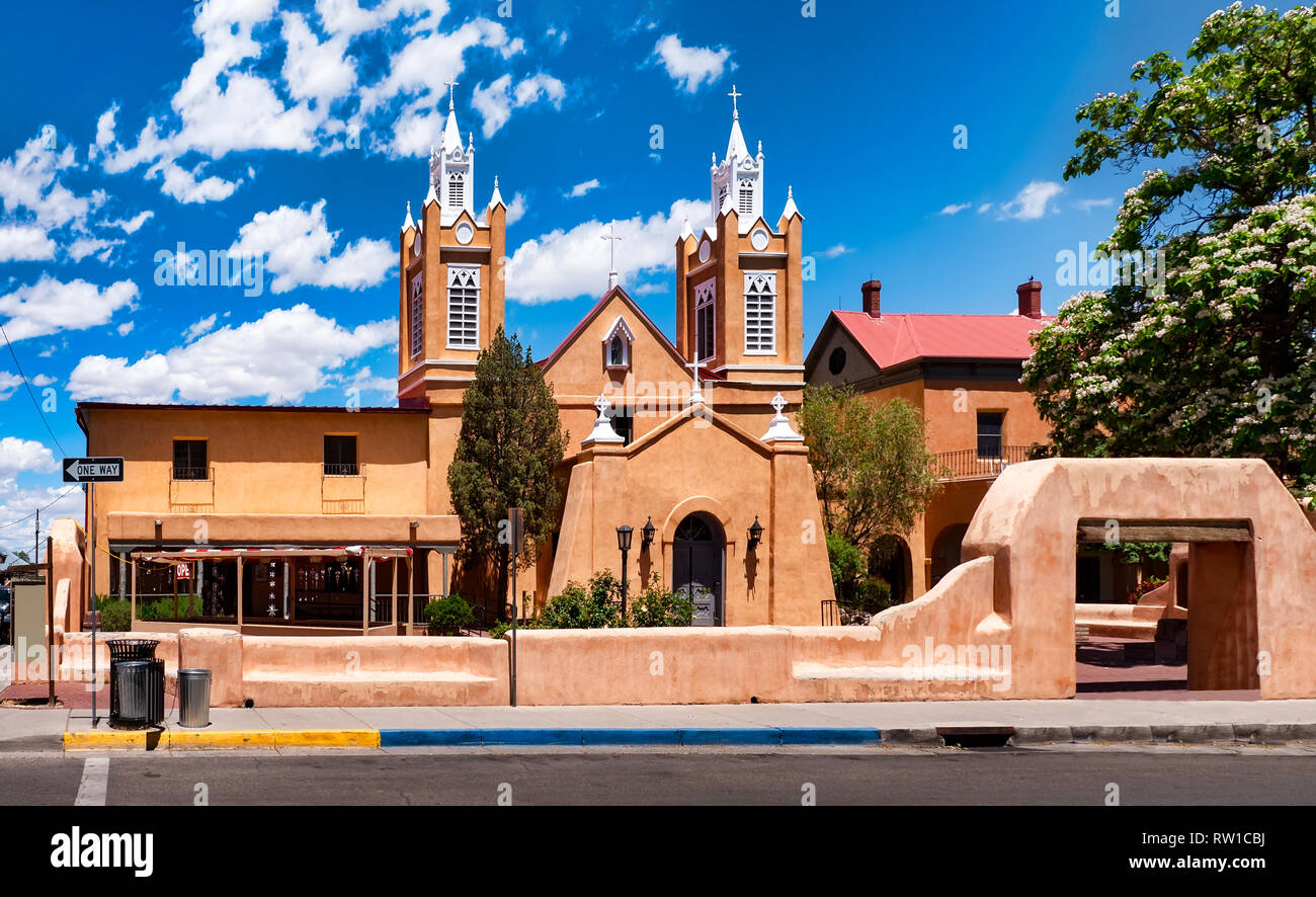 San Felipe de Neri iglesia parroquial en el casco antiguo de la ciudad de Albuquerque Foto de stock